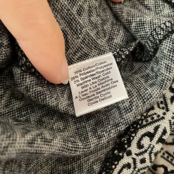 Cropped black and white jacket - Picture 5 of 6